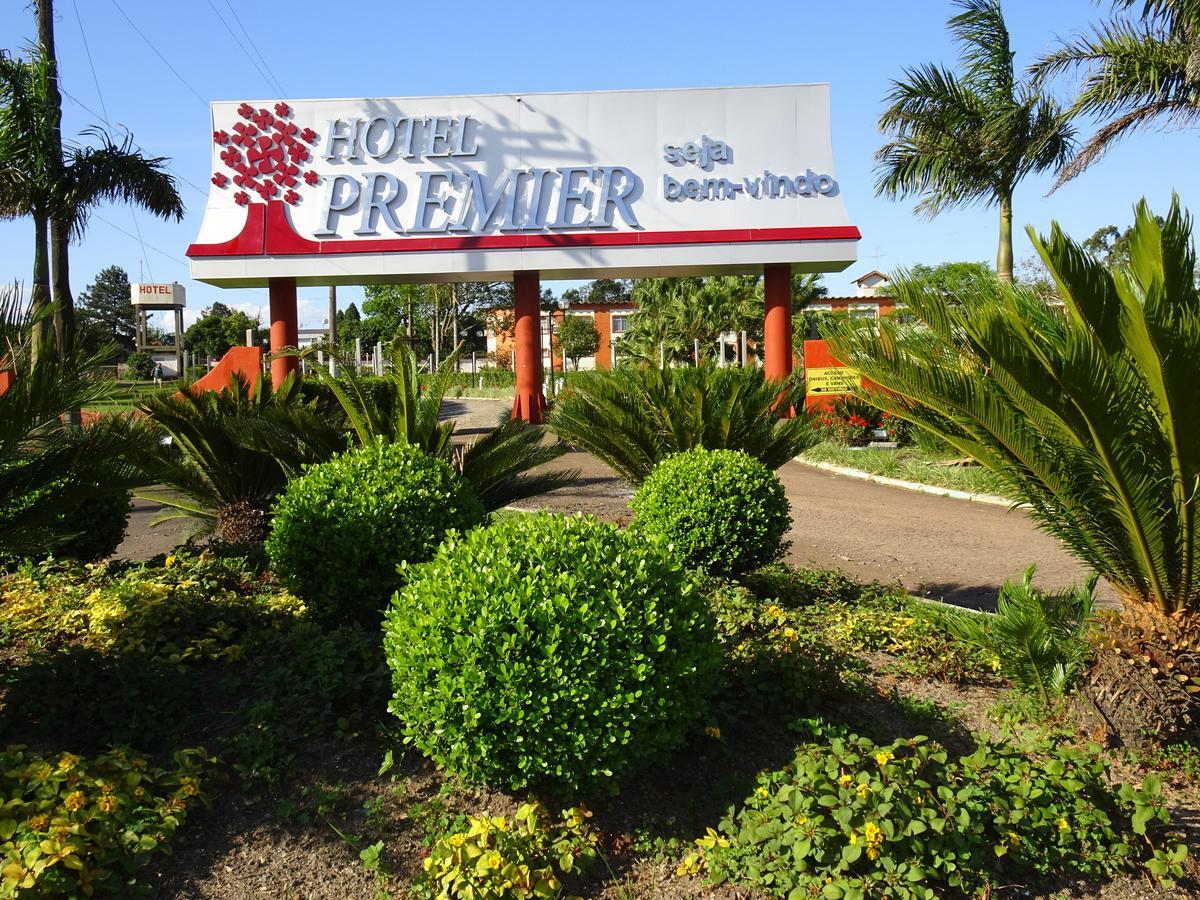 Premier 3*